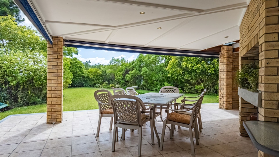 3 Bedroom Property for Sale in The Island Western Cape